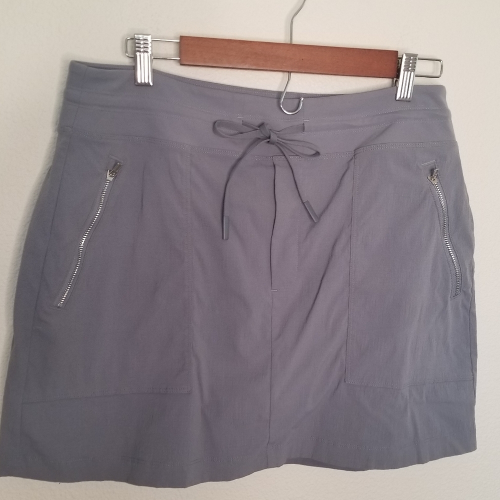 Athleta Gray Nylon Skort Zip Pockets Tie Waist 12